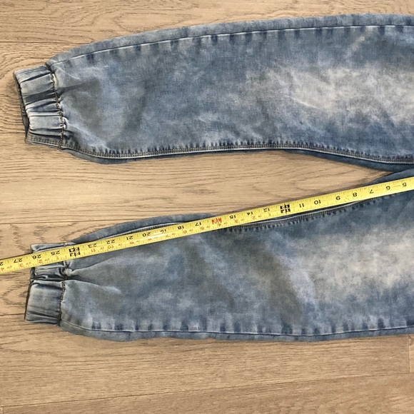 3 for $15 | Buffalo David Bitton Acid Wash Style jeans - Picture 13 of 13